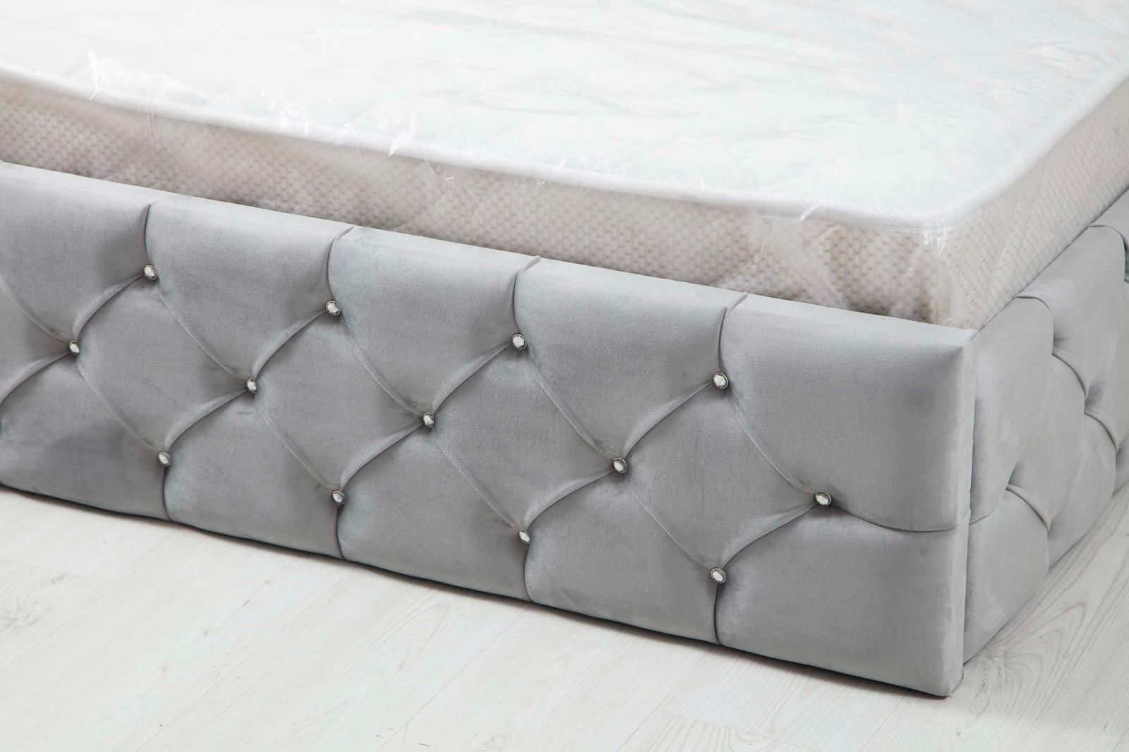 Stelle Bettgestelle 3