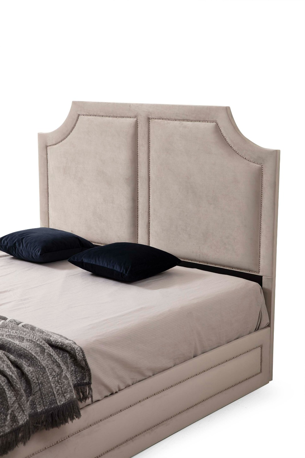 Marsilya Bettgestelle 3